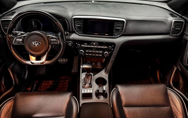 imagem-https://www.socarrao.com.br/sc-vehicle-images-prod/957962/1780527980638-bf98ae389a8b4ee2a2bdc7218264e985_1774549582182.jpeg