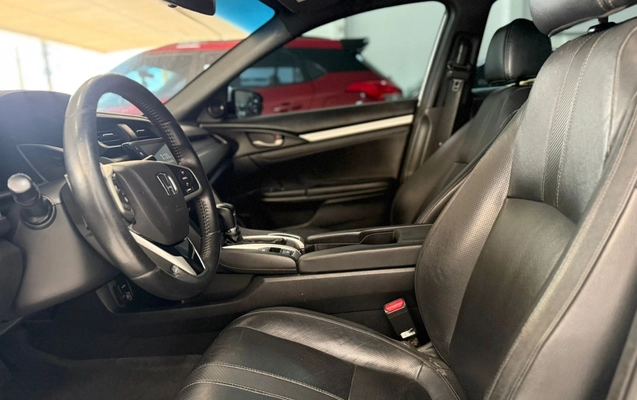 imagem-https://www.socarrao.com.br/sc-vehicle-images-prod/957987/1774443616710-V2hhdHNBcHAgSW1hZ2UgMjAyNi0wMy0yMyBhdCAxNC40Mi40My5qcGVn.jpeg