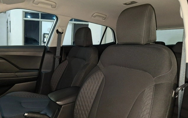imagem-https://www.socarrao.com.br/sc-vehicle-images-prod/958168/1774486793650-OC5qcGc.jpg