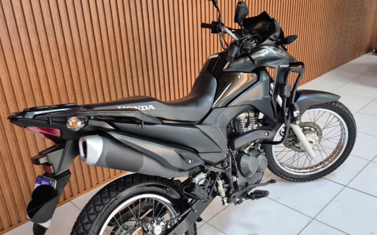 imagem-https://www.socarrao.com.br/sc-vehicle-images-prod/958204/1774448084704-RSA1LnBuZw.png