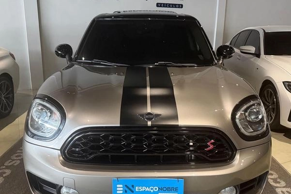 imagem-https://www.socarrao.com.br/sc-vehicle-images-prod/958269/1789491537863-7929370_1_B_475a241666.jpeg