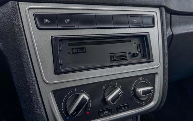 imagem-https://www.socarrao.com.br/sc-vehicle-images-prod/958291/1785934532223-7688807_12_B_c141deffc0.jpeg