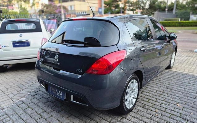 imagem-https://www.socarrao.com.br/sc-vehicle-images-prod/958370/1785951071712-7929744_3_B_ebe986bca2.jpeg