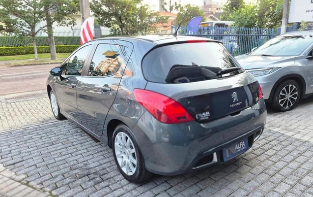 imagem-https://www.socarrao.com.br/sc-vehicle-images-prod/958370/1785951071715-7929744_5_B_7457ef3b3d.jpeg