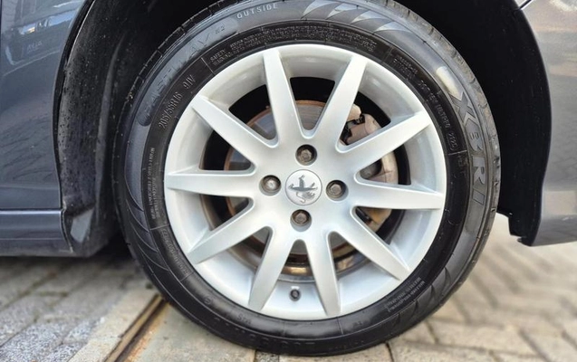 imagem-https://www.socarrao.com.br/sc-vehicle-images-prod/958370/1785951071733-7929744_18_B_a17b732df0.jpeg