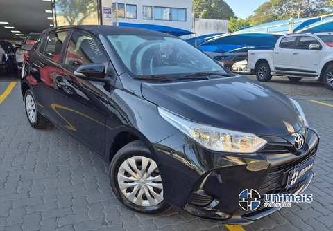 Toyota Yaris 2025 Preto — foto 1 de 3