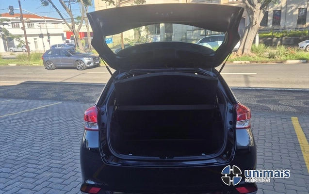 imagem-https://www.socarrao.com.br/sc-vehicle-images-prod/958399/1779721027614-26b3ceec-6754-41dd-93d0-fa4e8072416a20260325095030.jpeg