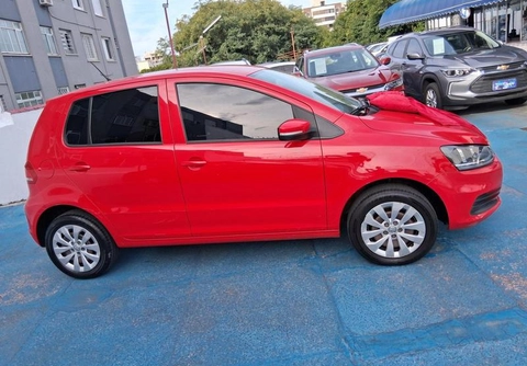Volkswagen Fox 2017 Vermelho — foto 1 de 3