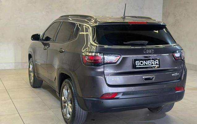 imagem-https://www.socarrao.com.br/sc-vehicle-images-prod/958693/1789048555833-7828812_7_B_dd3753a198.jpeg