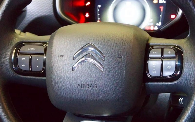 imagem-https://www.socarrao.com.br/sc-vehicle-images-prod/958782/1789148511457-7889421_8_B_46150b3b4c.jpeg