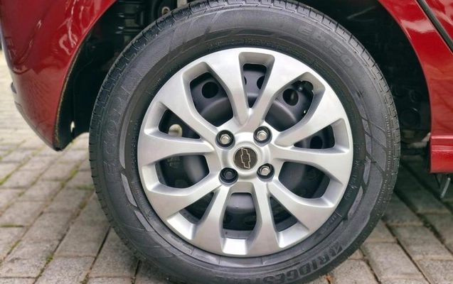 imagem-https://www.socarrao.com.br/sc-vehicle-images-prod/958830/1784832194952-7930183_14_B_f3ff746181.jpeg
