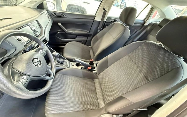 imagem-https://www.socarrao.com.br/sc-vehicle-images-prod/958872/1792671695151-7930325_20_B_a5485a879f.jpeg