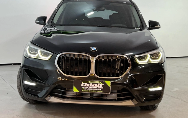 imagem-https://www.socarrao.com.br/sc-vehicle-images-prod/959008/1774461912412-7828693b84524c12beee47833f52c46c_1774461098318.jpeg