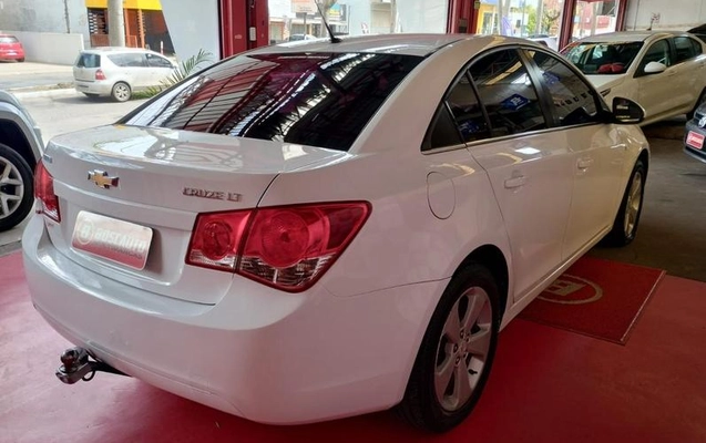 imagem-https://www.socarrao.com.br/sc-vehicle-images-prod/959043/1785507748025-7577967_1_B_062ca25173.jpeg