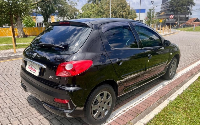 imagem-https://www.socarrao.com.br/sc-vehicle-images-prod/959147/1782315800497-3738ac47-6f18-496f-8d2b-d4ca4b2a5ce4.jpg