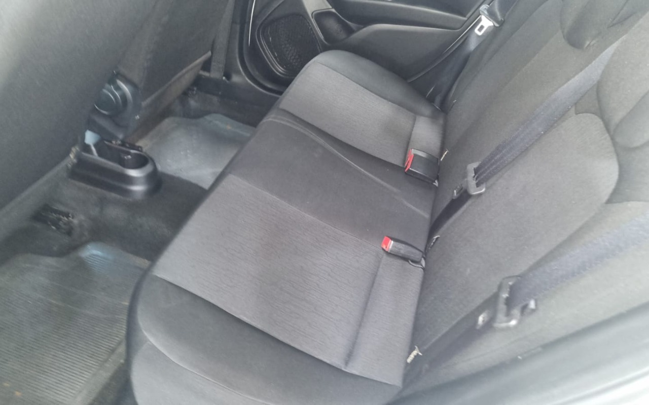 imagem-https://www.socarrao.com.br/sc-vehicle-images-prod/959170/1774464592411-SW1hZ2VtIGRvIFdoYXRzQXBwIGRlIDIwMjUtMTAtMDEgw6AocykgMTAuNTguMTJfOTgwODg3OWQuLC5qcGc.jpg