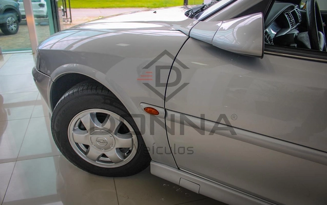 imagem-https://www.socarrao.com.br/sc-vehicle-images-prod/959235/1789047355838-db875ecb29314e8a86b96a6b67e28326_1776365218581.jpeg
