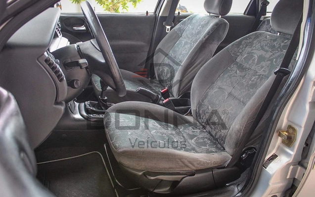 imagem-https://www.socarrao.com.br/sc-vehicle-images-prod/959235/1789047355845-b3e3f3b84c254eda875277dcdd8e88e5_1776365226649.jpeg