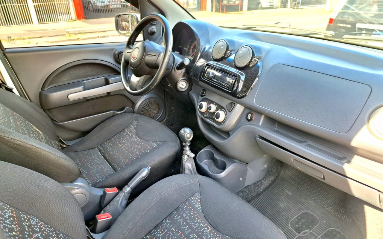 imagem-https://www.socarrao.com.br/sc-vehicle-images-prod/959371/1774467535376-NC5qcGc.jpg