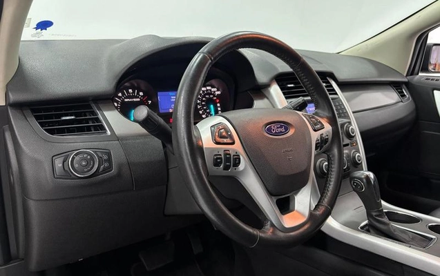 imagem-https://www.socarrao.com.br/sc-vehicle-images-prod/959374/1784898303416-7931421_11_B_de8af488c3.jpeg