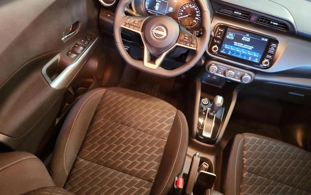 imagem-https://www.socarrao.com.br/sc-vehicle-images-prod/959644/1788185659059-7931736_9_B_b946c0e83a.jpeg