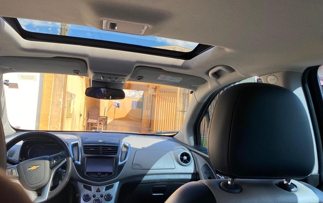 imagem-https://www.socarrao.com.br/sc-vehicle-images-prod/959777/1774478062948-ODk3YzVjMzUtZGM1YS00N2I5LTlkMjAtNDMwZDZjMzcwZWI1LmpwZWc.jpeg