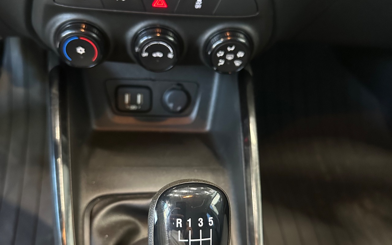 imagem-https://www.socarrao.com.br/sc-vehicle-images-prod/959807/1774483679639-SU1HXzgzNzQuanBlZw.jpeg