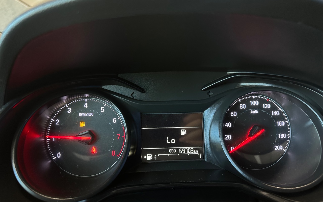 imagem-https://www.socarrao.com.br/sc-vehicle-images-prod/959807/1774483680066-SU1HXzgzNzYuanBlZw.jpeg