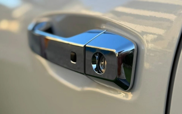 imagem-https://www.socarrao.com.br/sc-vehicle-images-prod/961230/1774530894064-V2hhdHNBcHAgSW1hZ2UgMjAyNi0wMy0yNSBhdCAxNy4zNi4yMyAoMSkuanBlZw.jpeg