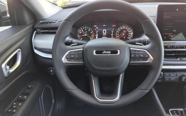imagem-https://www.socarrao.com.br/sc-vehicle-images-prod/961243/1788976569855-7913473_7_B_524d7922f6.jpeg