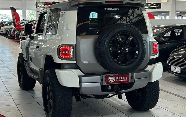 imagem-https://www.socarrao.com.br/sc-vehicle-images-prod/961444/1781311618736-7819713_8_B_f7fb50d0d5.jpeg