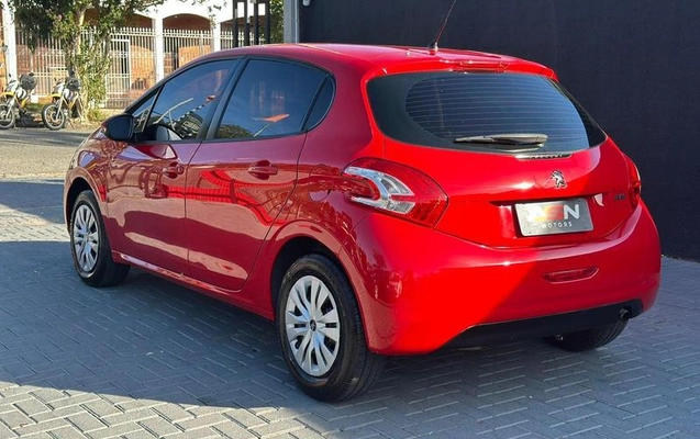 imagem-https://www.socarrao.com.br/sc-vehicle-images-prod/961876/1789049656783-7933798_8_B_6a6599b05b.jpeg