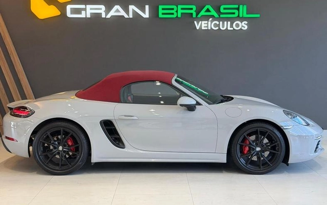 imagem-https://www.socarrao.com.br/sc-vehicle-images-prod/962023/1786388501683-7931754_1_B_d157d3a825.jpeg