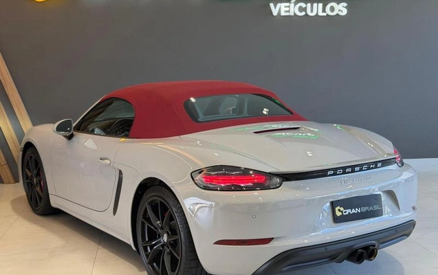 imagem-https://www.socarrao.com.br/sc-vehicle-images-prod/962023/1786388501692-7931754_12_B_951d6681f1.jpeg