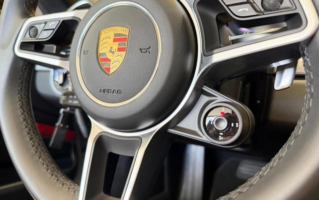 imagem-https://www.socarrao.com.br/sc-vehicle-images-prod/962023/1786388501695-7931754_13_B_b76744ff53.jpeg