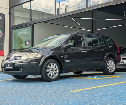 Renault Megane 2012 Preto — foto 1 de 3