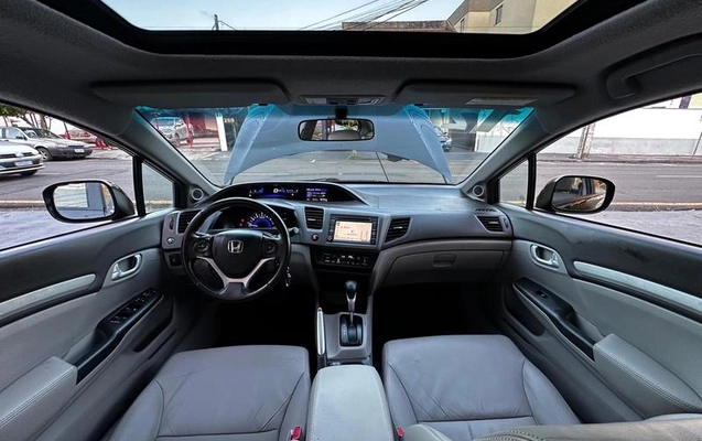 imagem-https://www.socarrao.com.br/sc-vehicle-images-prod/962624/1790093398949-7888405_4_B_d7a74397b3.jpeg