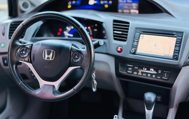 imagem-https://www.socarrao.com.br/sc-vehicle-images-prod/962624/1790093398975-7888405_20_B_3b9a43a627.jpeg