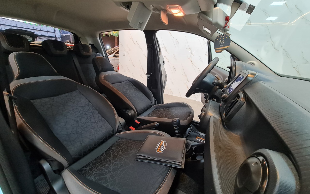 imagem-https://www.socarrao.com.br/sc-vehicle-images-prod/962800/1785953319309-MTAuanBn.jpg