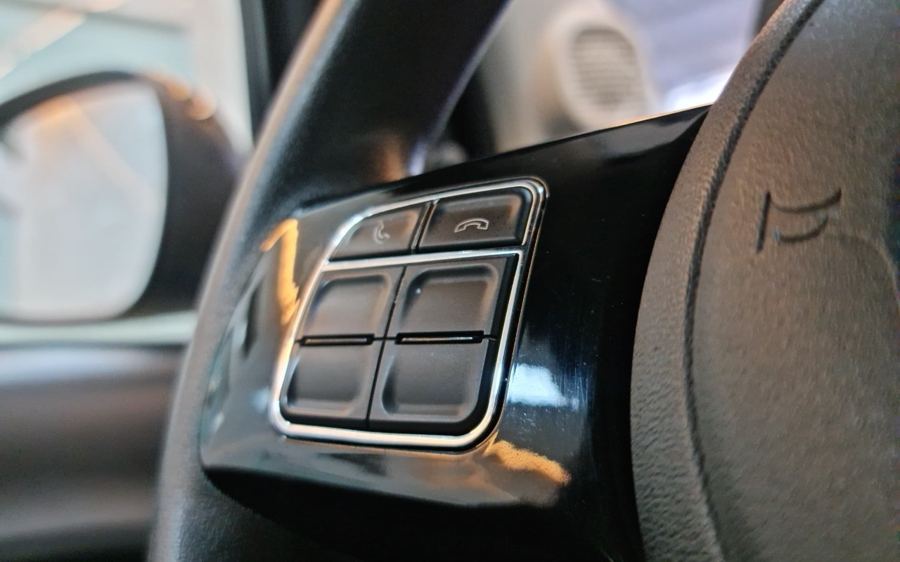 imagem-https://www.socarrao.com.br/sc-vehicle-images-prod/962800/1785953320083-MTkuanBn.jpg