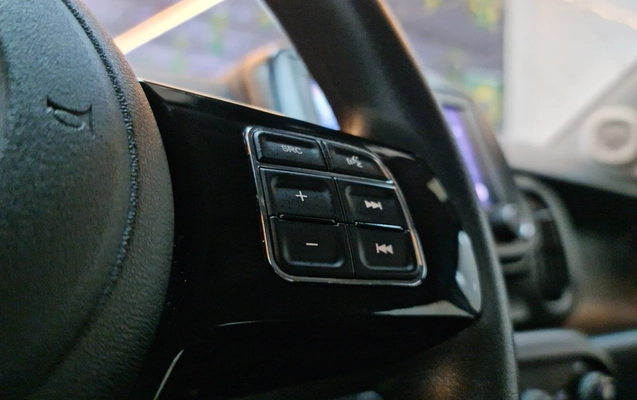 imagem-https://www.socarrao.com.br/sc-vehicle-images-prod/962800/1785953320152-MjAuanBn.jpg