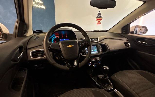 imagem-https://www.socarrao.com.br/sc-vehicle-images-prod/962813/1775570114691-58707af6-98da-4cf7-b740-4ea13bcb4d93.jpg