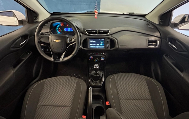 imagem-https://www.socarrao.com.br/sc-vehicle-images-prod/962813/1775570114692-096ea41b-a32f-4170-b1f3-9003050a2591.jpg