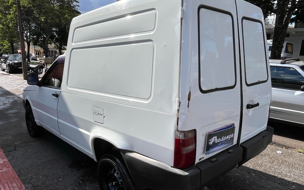 imagem-https://www.socarrao.com.br/sc-vehicle-images-prod/962862/1774554885980-NWY2YzY5MDAtNTkzMC00MjYyLWI3OTMtZGE3YzI4YTRkMTc4LmpwZw.jpg