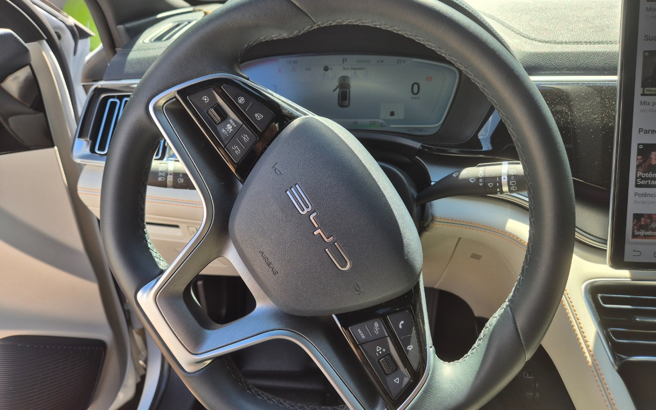 imagem-https://www.socarrao.com.br/sc-vehicle-images-prod/963286/1774572041774-MjAyNjAzMjZfMTM0MDU5LmpwZw.jpg