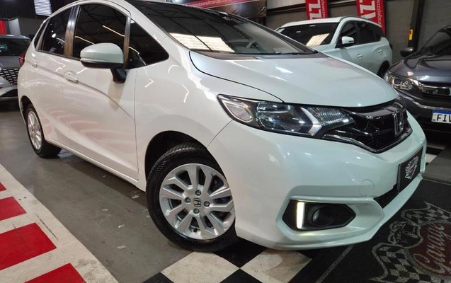 imagem-https://www.socarrao.com.br/sc-vehicle-images-prod/964064/1774889689767-7936429_0_B_068b032d2f.jpeg