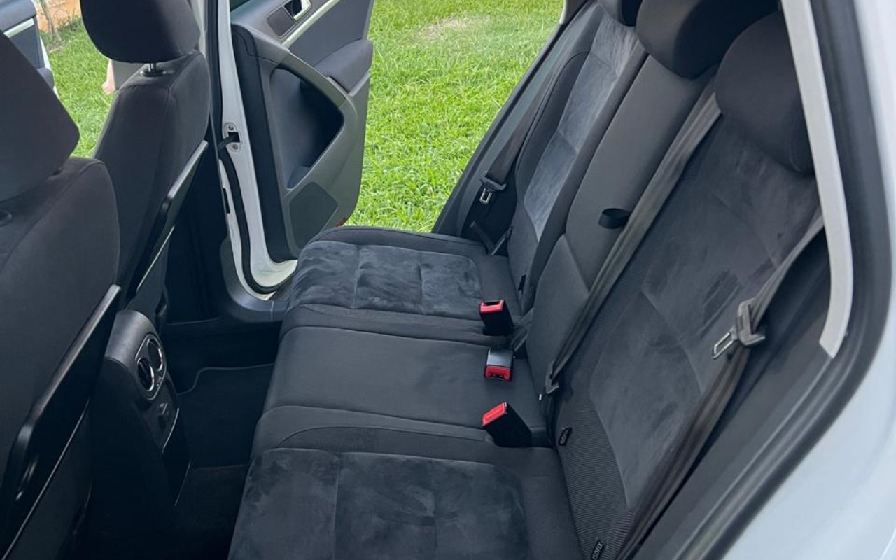 imagem-https://www.socarrao.com.br/sc-vehicle-images-prod/964065/1774617756165-V2hhdHNBcHAgSW1hZ2UgMjAyNi0wMy0yNyBhdCAwOS41MS4yNiAoMykuanBlZw.jpeg