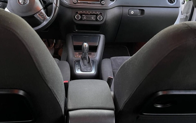 imagem-https://www.socarrao.com.br/sc-vehicle-images-prod/964065/1774617756812-V2hhdHNBcHAgSW1hZ2UgMjAyNi0wMy0yNyBhdCAwOS41MS4yNiAoNCkuanBlZw.jpeg