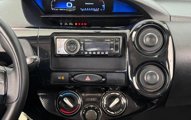 imagem-https://www.socarrao.com.br/sc-vehicle-images-prod/964136/1779207717178-7879026_8_B_dc0436800e.jpeg