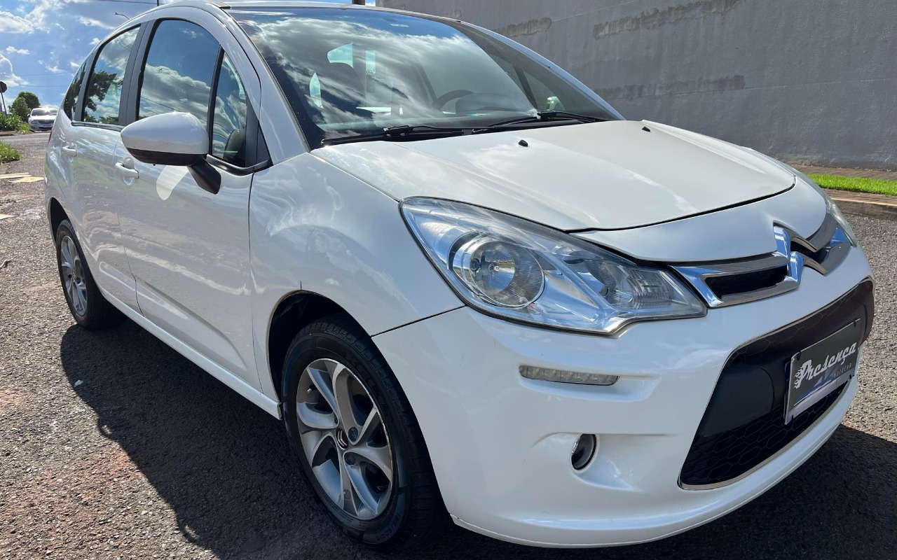 Citroën C3 2015 Branco — foto 1 de 3